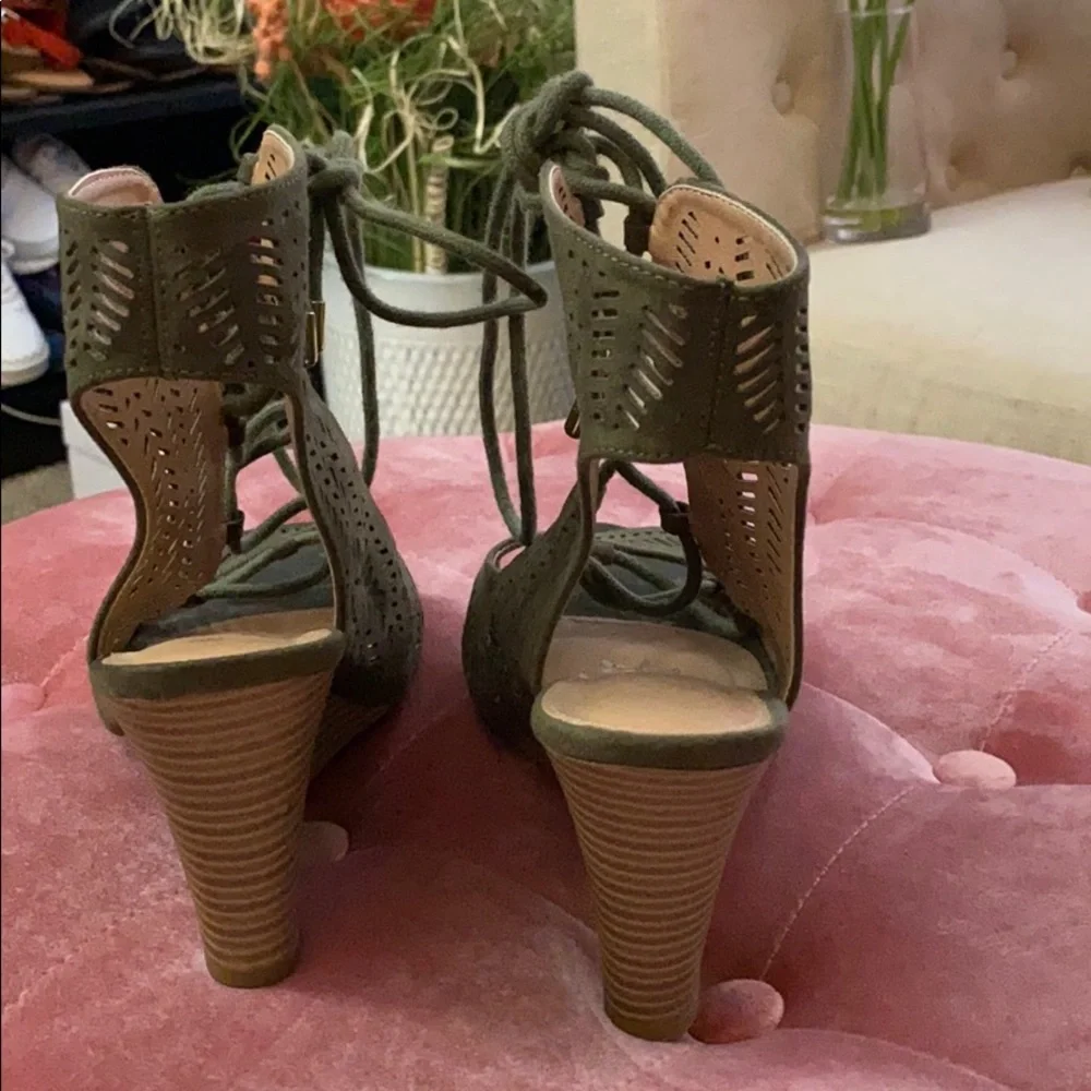 comfortable heels|